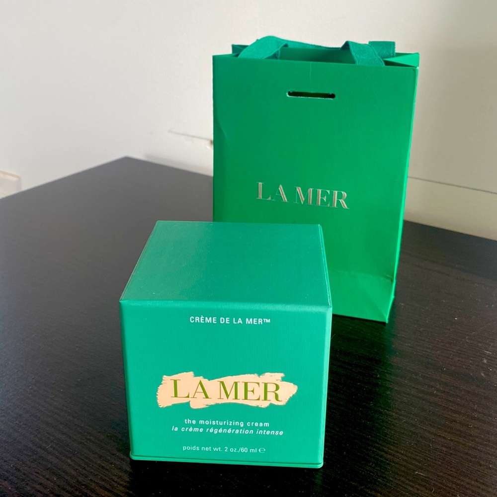 NWT La Mer moisturize cream 2oz/.60 ML